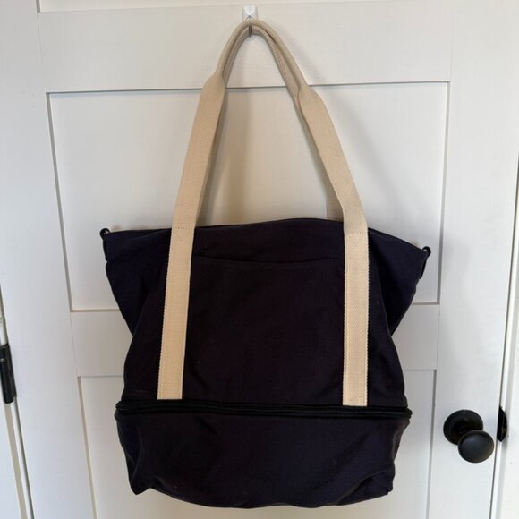 Navy Catalina Deluxe Tote - Picture 2 of 5